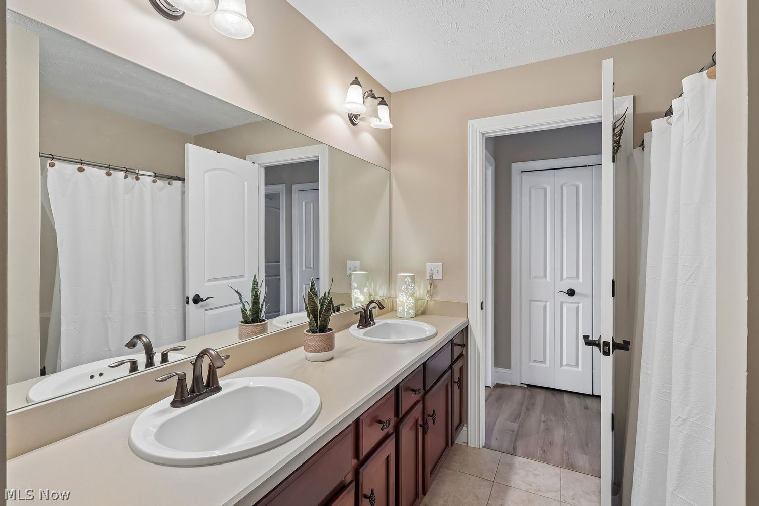 11141 Nicoles Way Chardon OH 44024