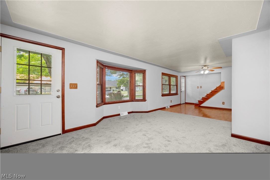 4905 Pinewood Drive Sheffield Lake OH 44054
