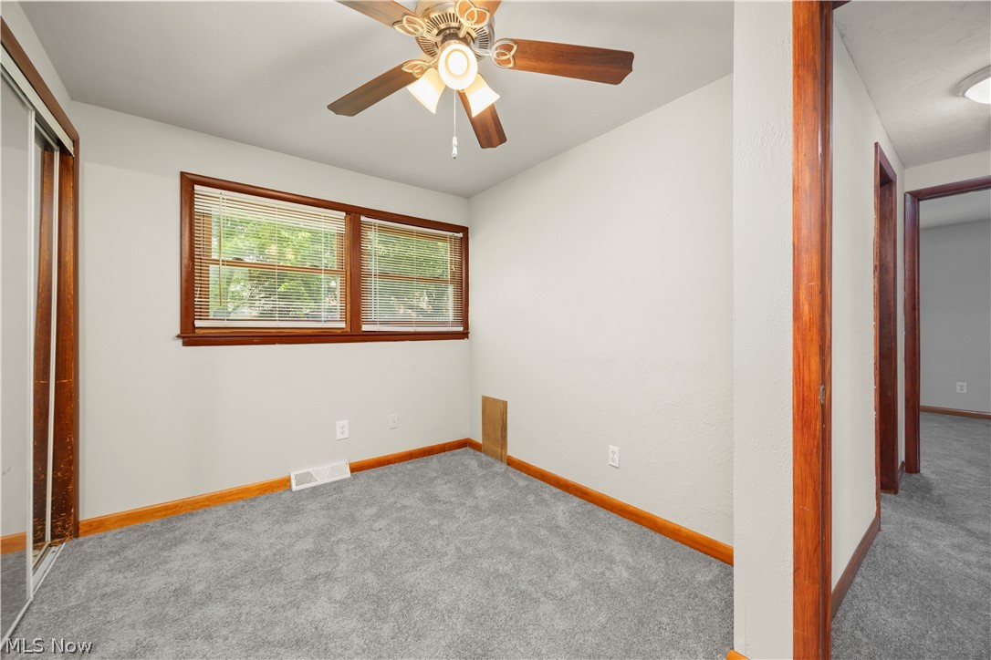 4905 Pinewood Drive Sheffield Lake OH 44054