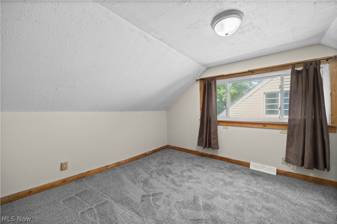 4905 Pinewood Drive Sheffield Lake OH 44054