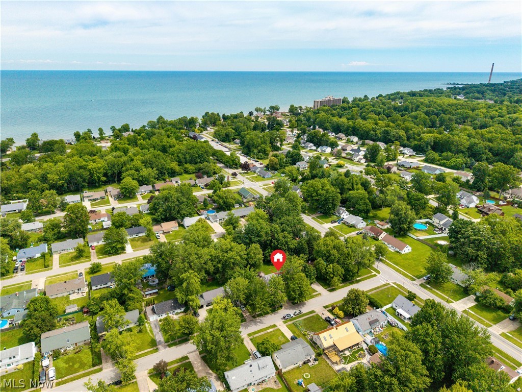 4905 Pinewood Drive Sheffield Lake OH 44054