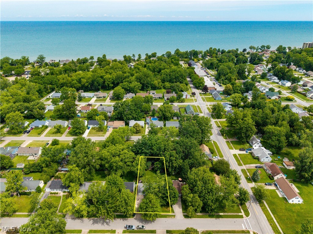 4905 Pinewood Drive Sheffield Lake OH 44054