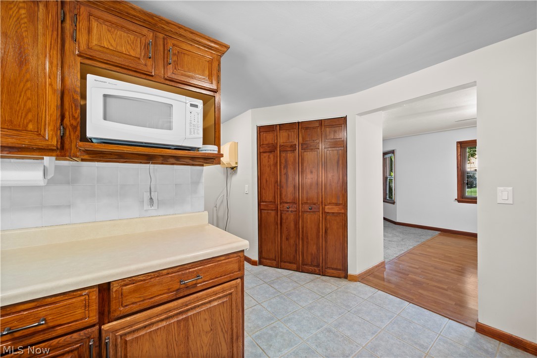 4905 Pinewood Drive Sheffield Lake OH 44054
