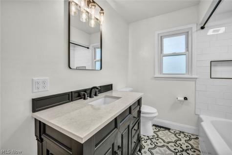 174 Tomahawk Drive Avon Lake OH 44012