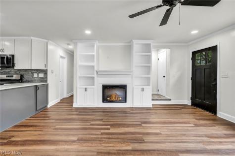 174 Tomahawk Drive Avon Lake OH 44012