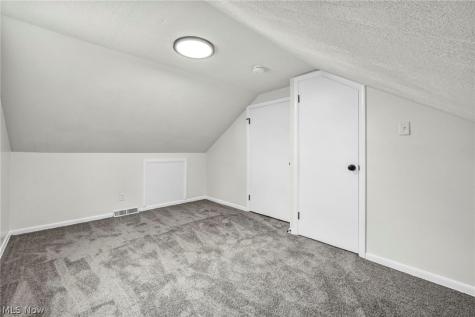 174 Tomahawk Drive Avon Lake OH 44012