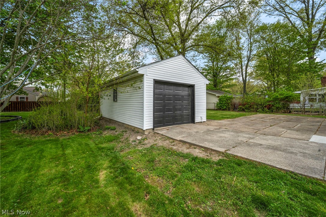 174 Tomahawk Drive Avon Lake OH 44012
