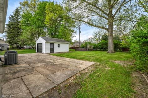 174 Tomahawk Drive Avon Lake OH 44012