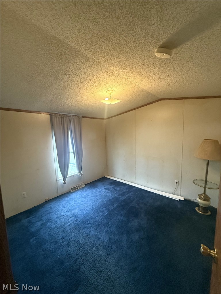 26240 Broadway Avenue Oakwood Village OH 44146