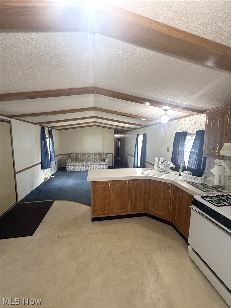 26240 Broadway Avenue Oakwood Village OH 44146