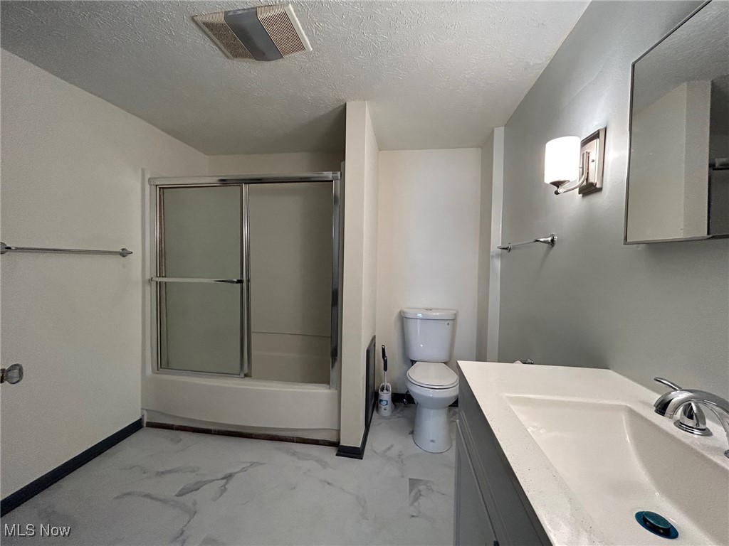 76 Hazelwood Avenue Barberton OH 44203