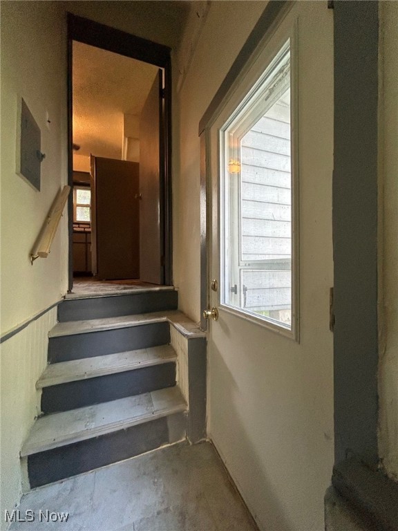 76 Hazelwood Avenue Barberton OH 44203