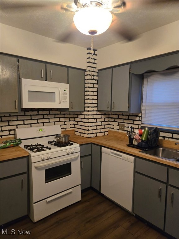 76 Hazelwood Avenue Barberton OH 44203