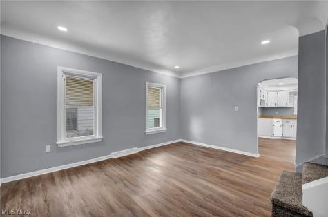 15607 Saranac Road Cleveland OH 44110