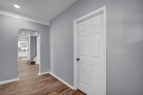 15607 Saranac Road Cleveland OH 44110