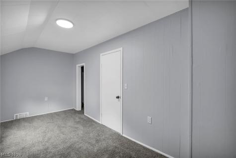 15607 Saranac Road Cleveland OH 44110