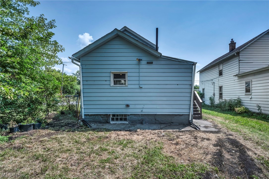 15607 Saranac Road Cleveland OH 44110