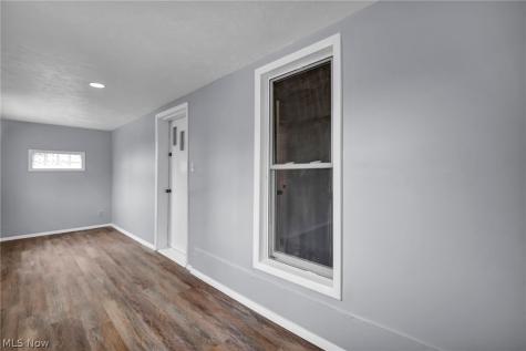 15607 Saranac Road Cleveland OH 44110