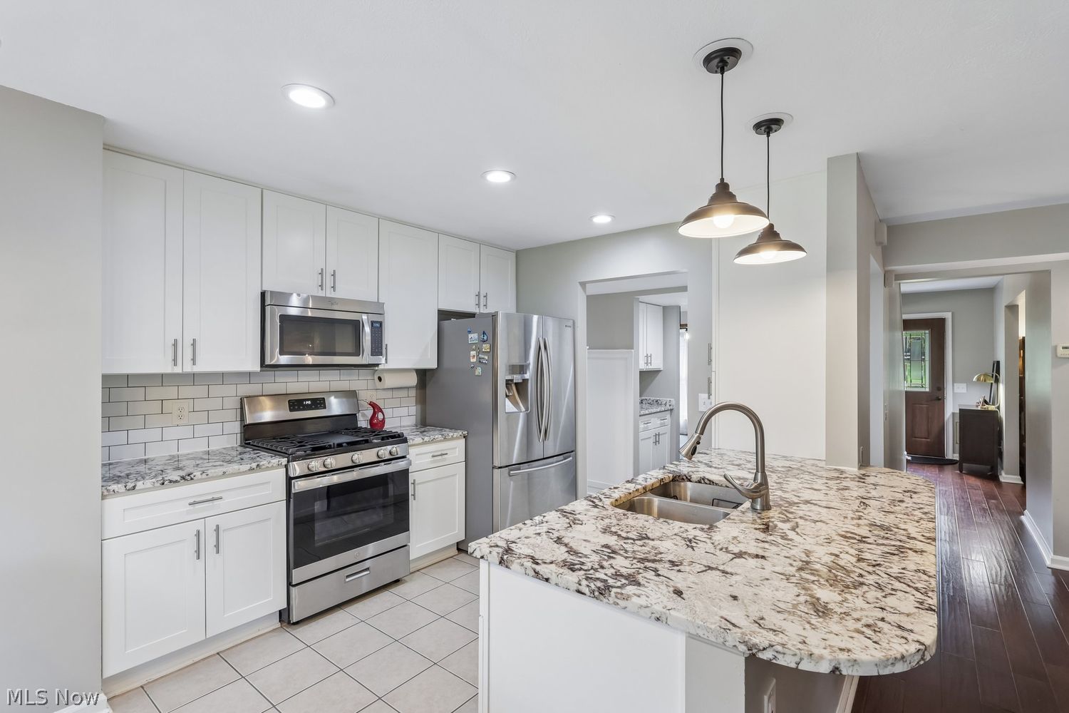 280 S Pine Court Aurora OH 44202