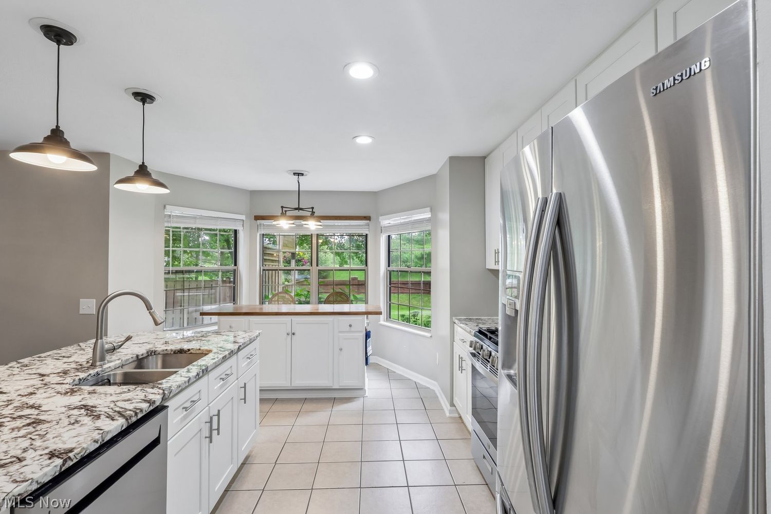 280 S Pine Court Aurora OH 44202