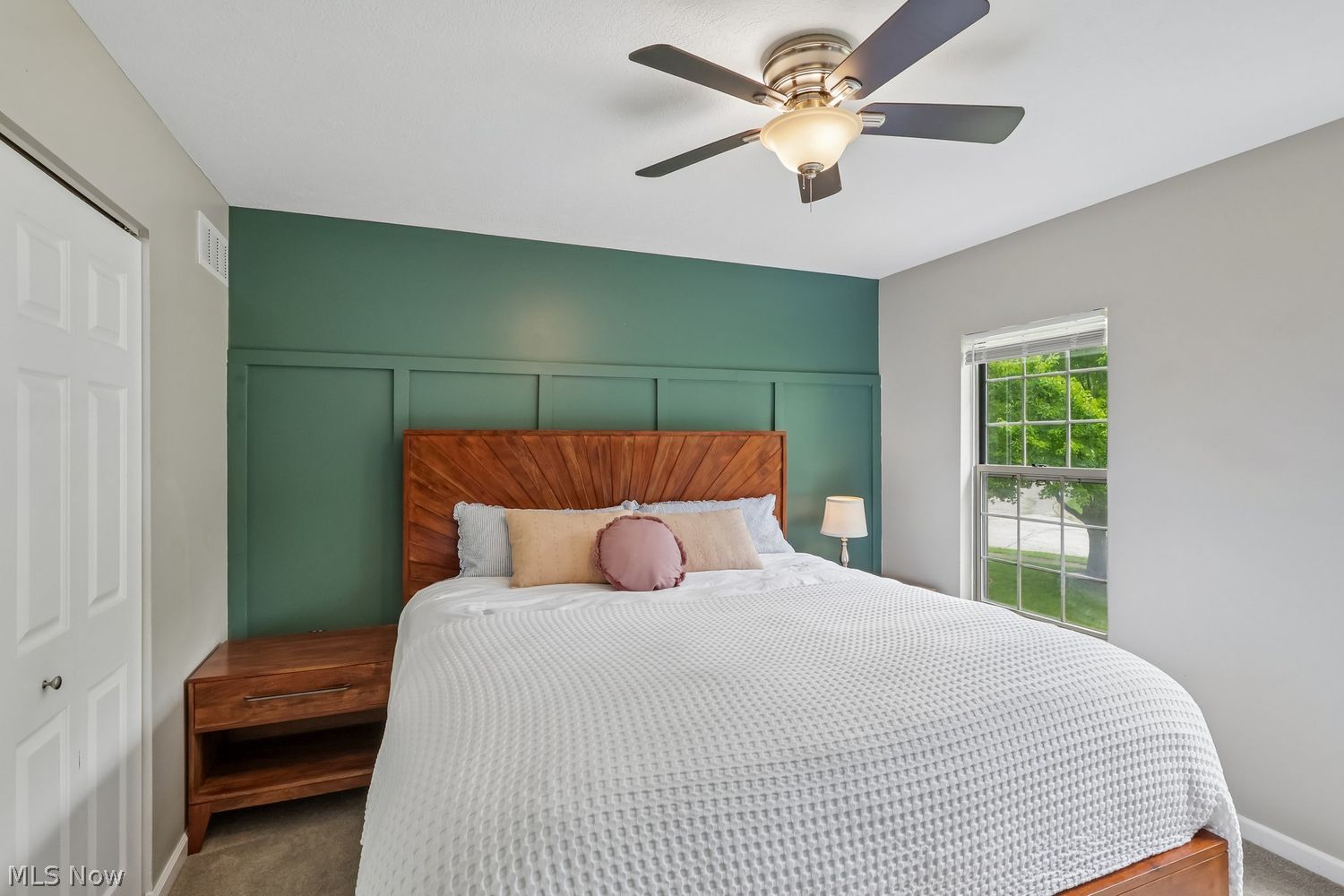 280 S Pine Court Aurora OH 44202