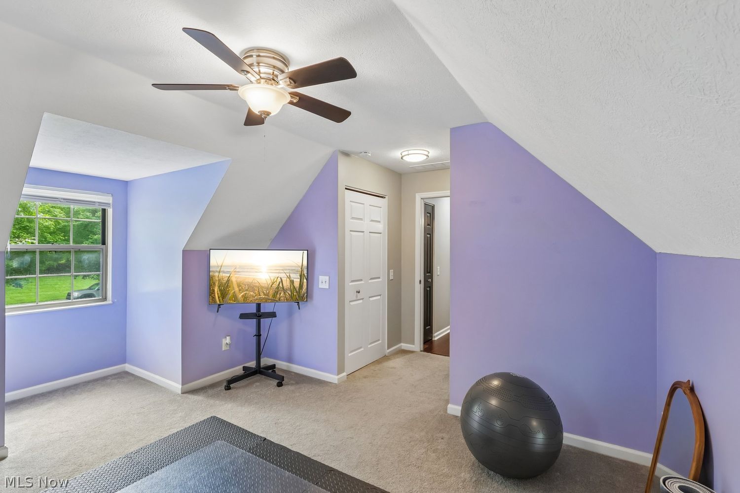 280 S Pine Court Aurora OH 44202
