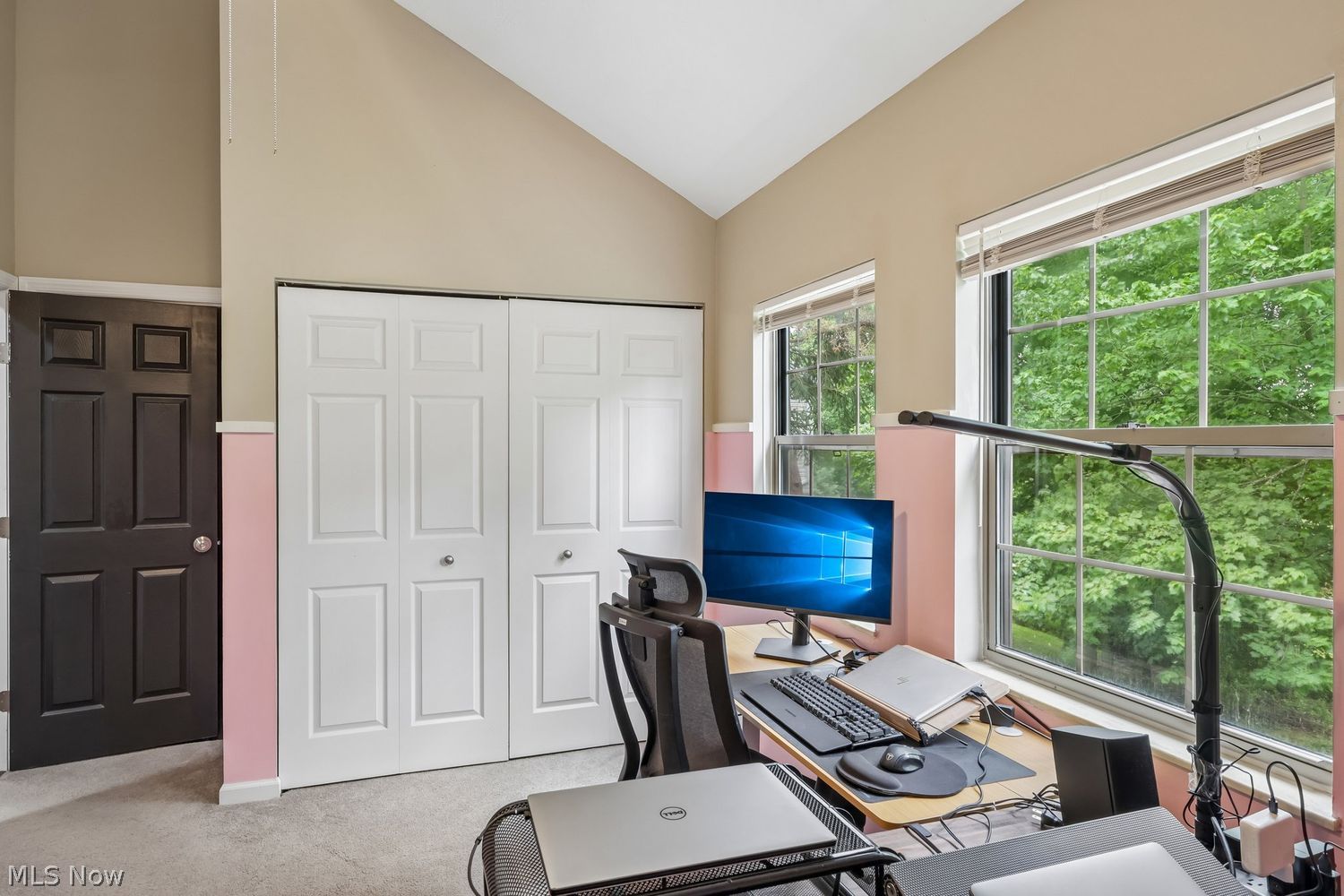 280 S Pine Court Aurora OH 44202