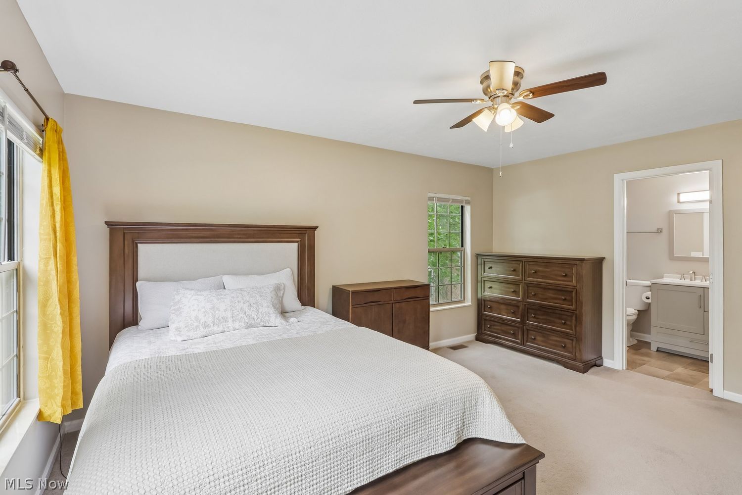 280 S Pine Court Aurora OH 44202