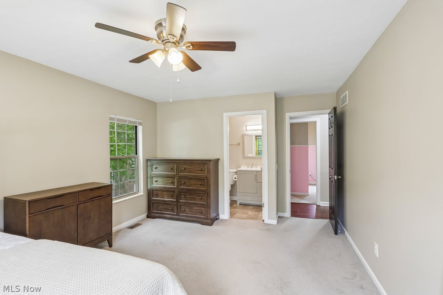 280 S Pine Court Aurora OH 44202