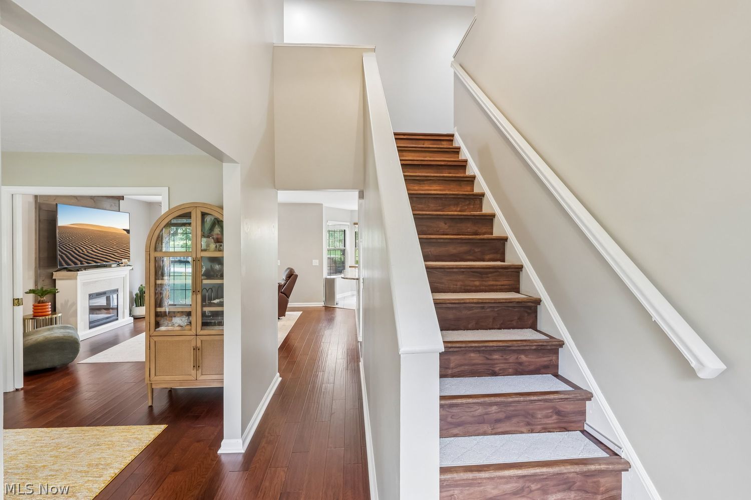 280 S Pine Court Aurora OH 44202