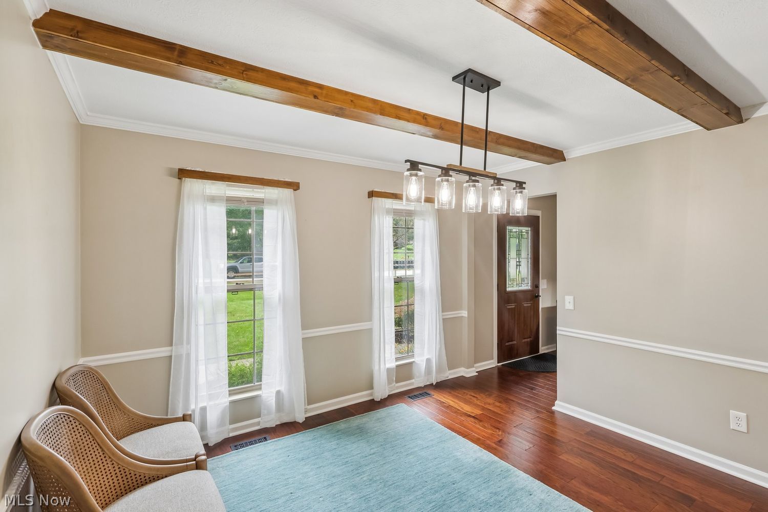 280 S Pine Court Aurora OH 44202