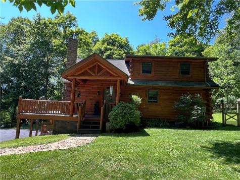 1631 W Buckhorn Drive Millersburg OH 44654