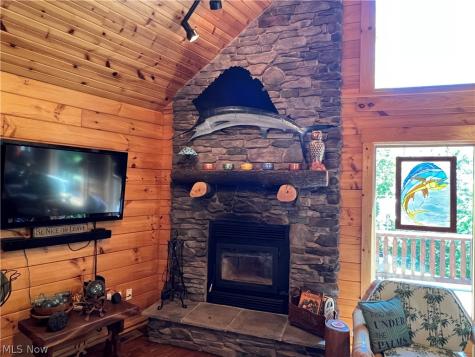 1631 W Buckhorn Drive Millersburg OH 44654