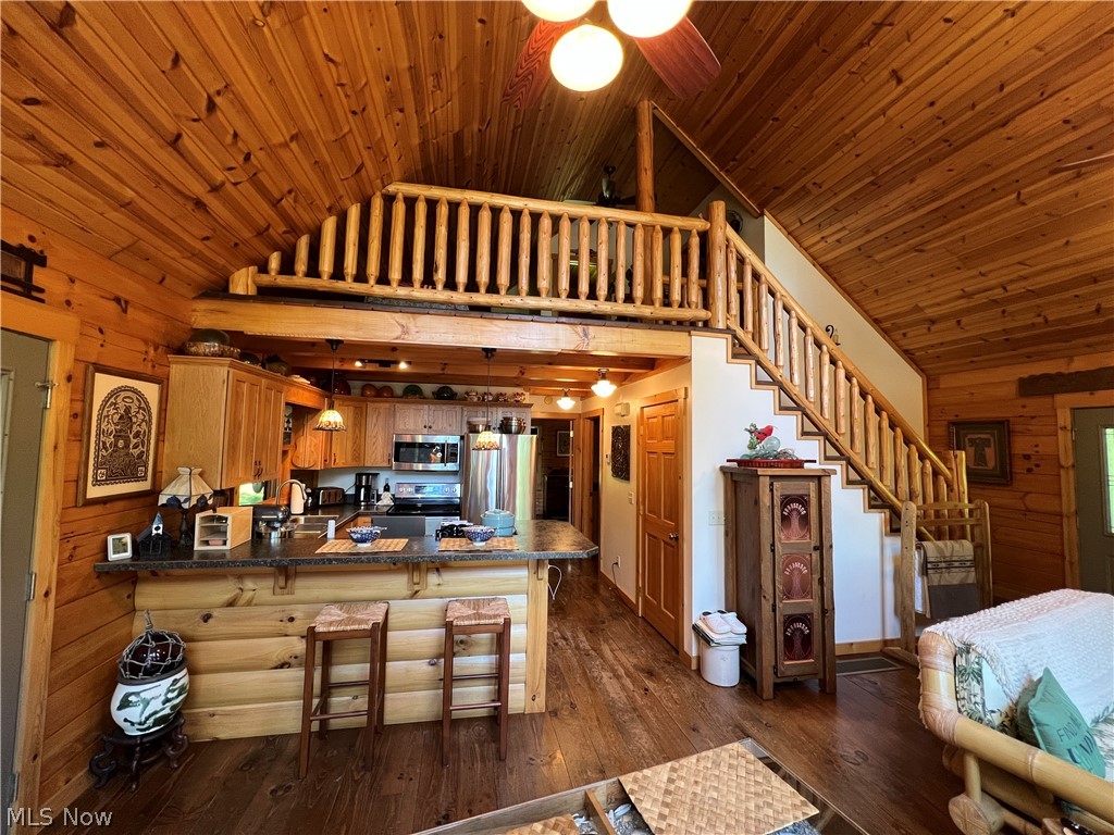 1631 W Buckhorn Drive Millersburg OH 44654