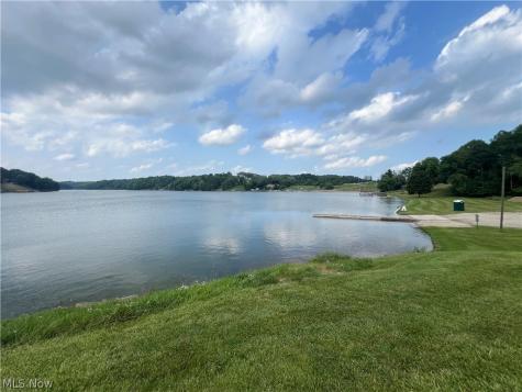 1631 W Buckhorn Drive Millersburg OH 44654