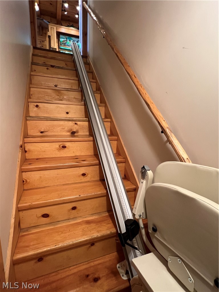 1631 W Buckhorn Drive Millersburg OH 44654