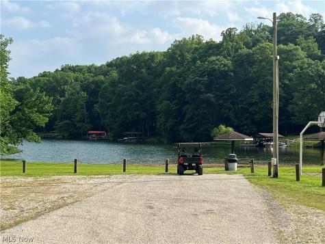 1631 W Buckhorn Drive Millersburg OH 44654