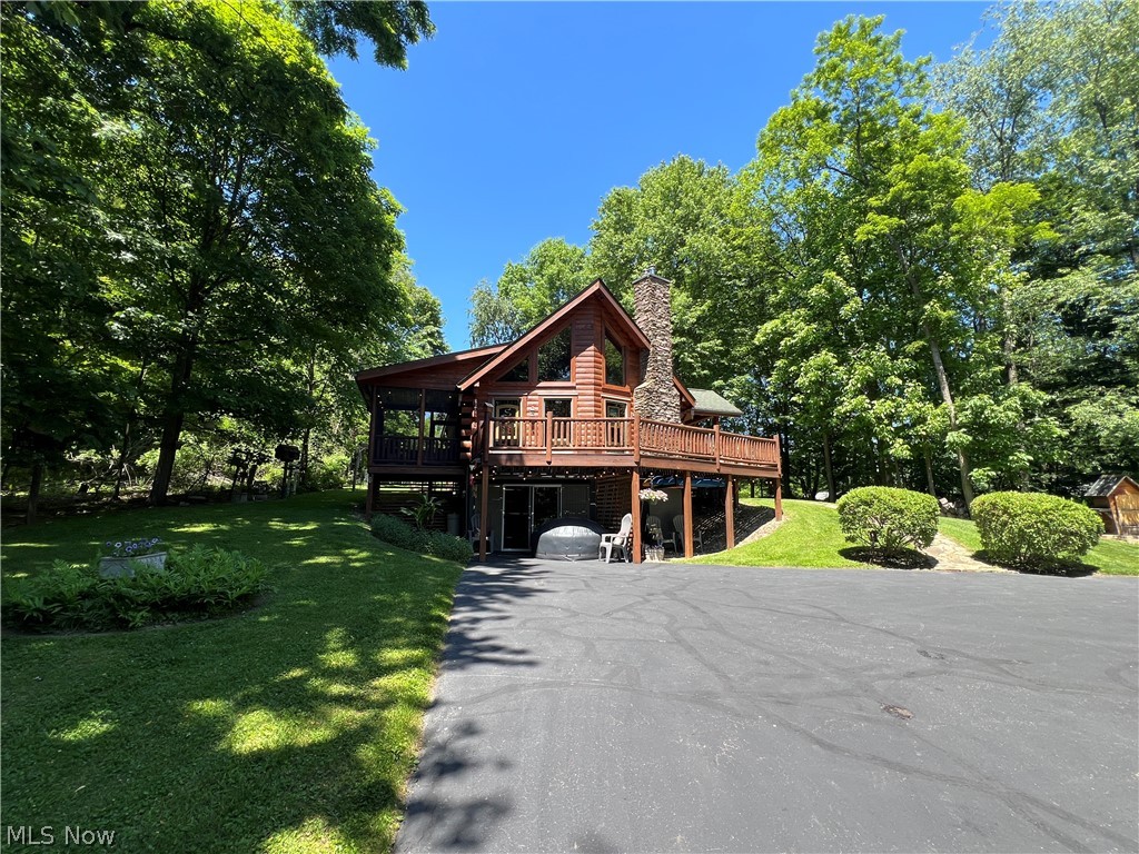 1631 W Buckhorn Drive Millersburg OH 44654