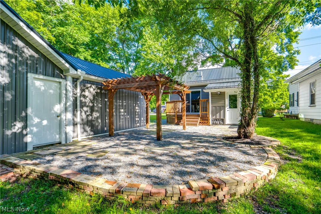 24 E Main Street Newton Falls OH 44444