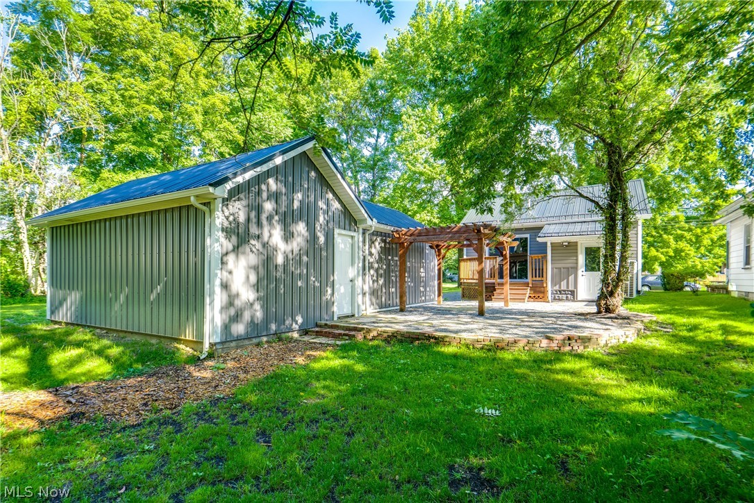 24 E Main Street Newton Falls OH 44444