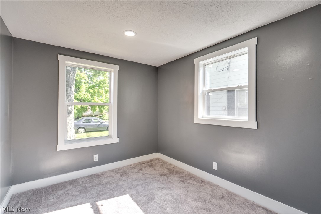 24 E Main Street Newton Falls OH 44444