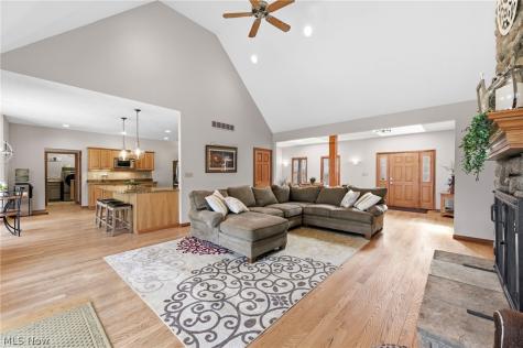 7500 Deerpath Trail Seville OH 44273