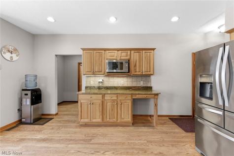 7500 Deerpath Trail Seville OH 44273