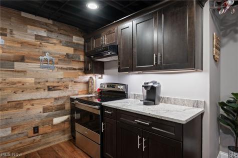 7500 Deerpath Trail Seville OH 44273