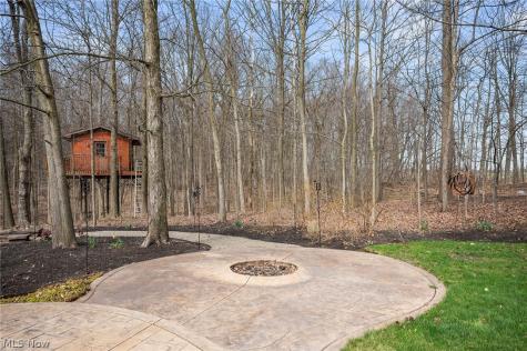 7500 Deerpath Trail Seville OH 44273