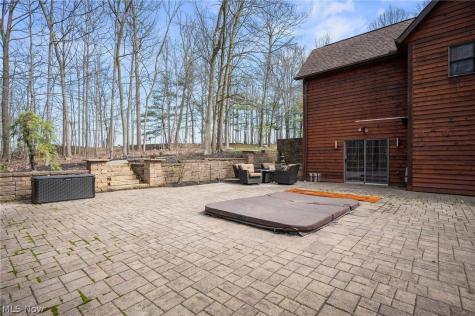 7500 Deerpath Trail Seville OH 44273