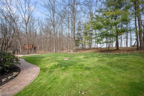 7500 Deerpath Trail Seville OH 44273