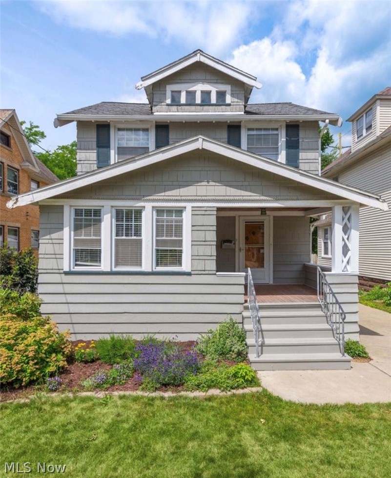 1328 Granger Avenue Lakewood OH 44107
