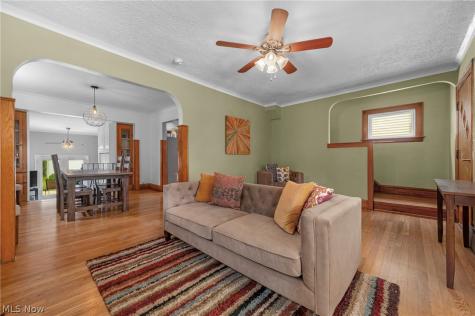 1328 Granger Avenue Lakewood OH 44107