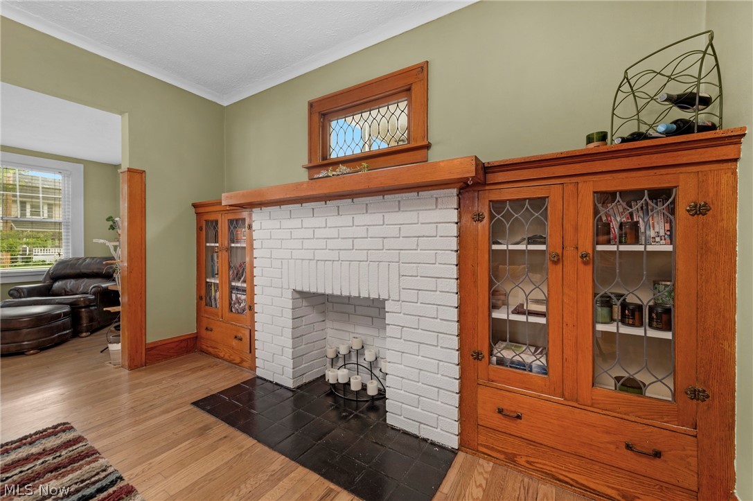 1328 Granger Avenue Lakewood OH 44107
